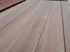 Hardhouten paal